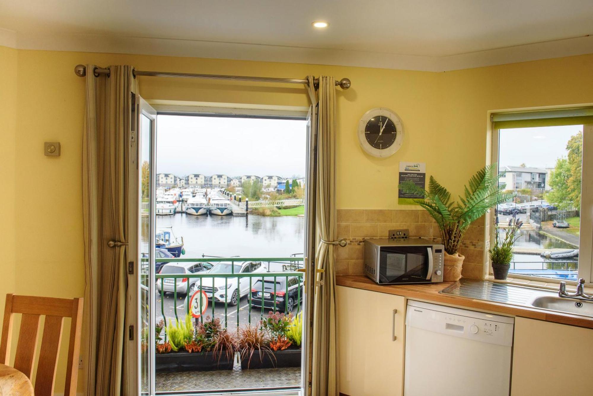 Waterfront Self Catering Houses Carrick on Shannon Exterior foto