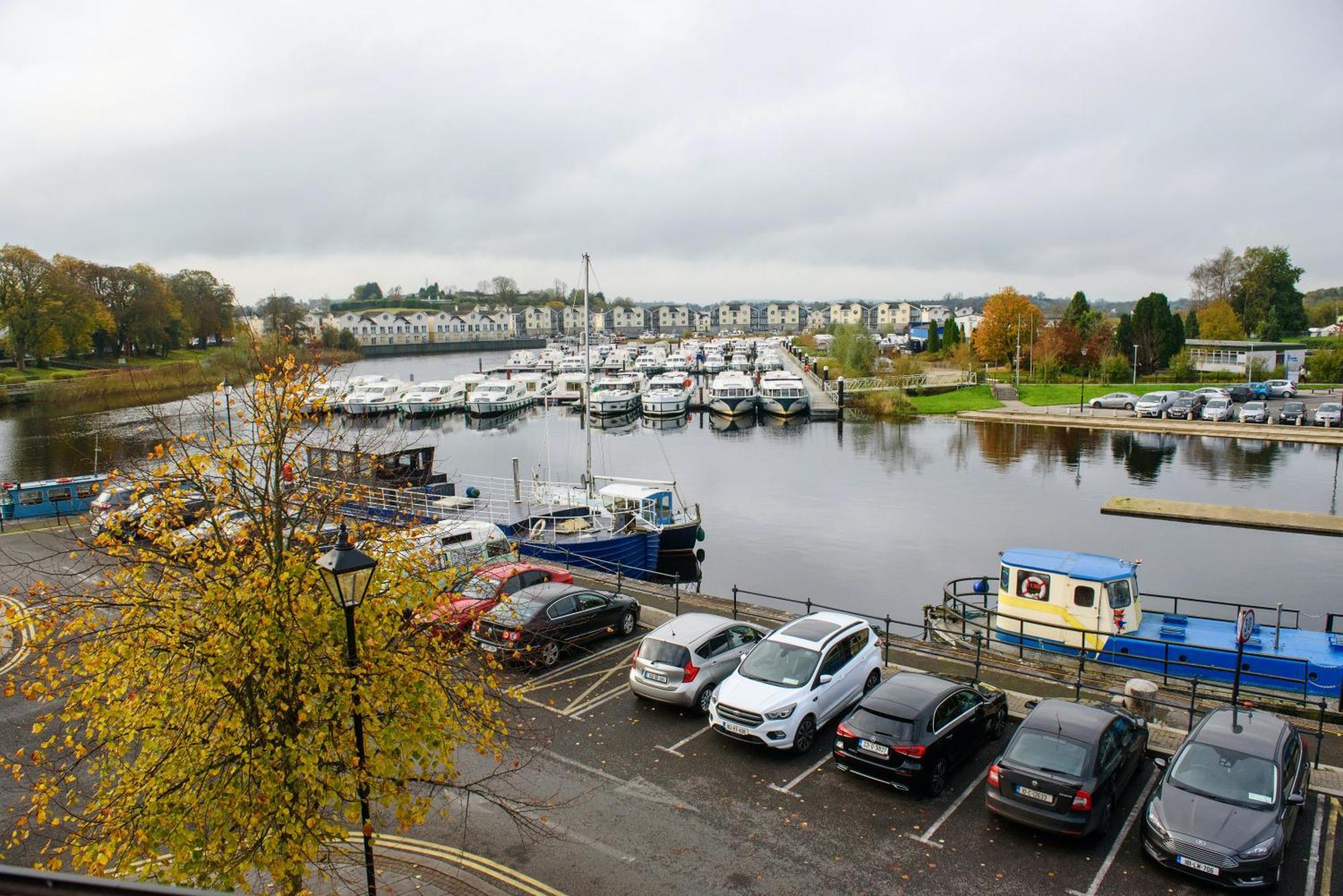 Waterfront Self Catering Houses Carrick on Shannon Exterior foto